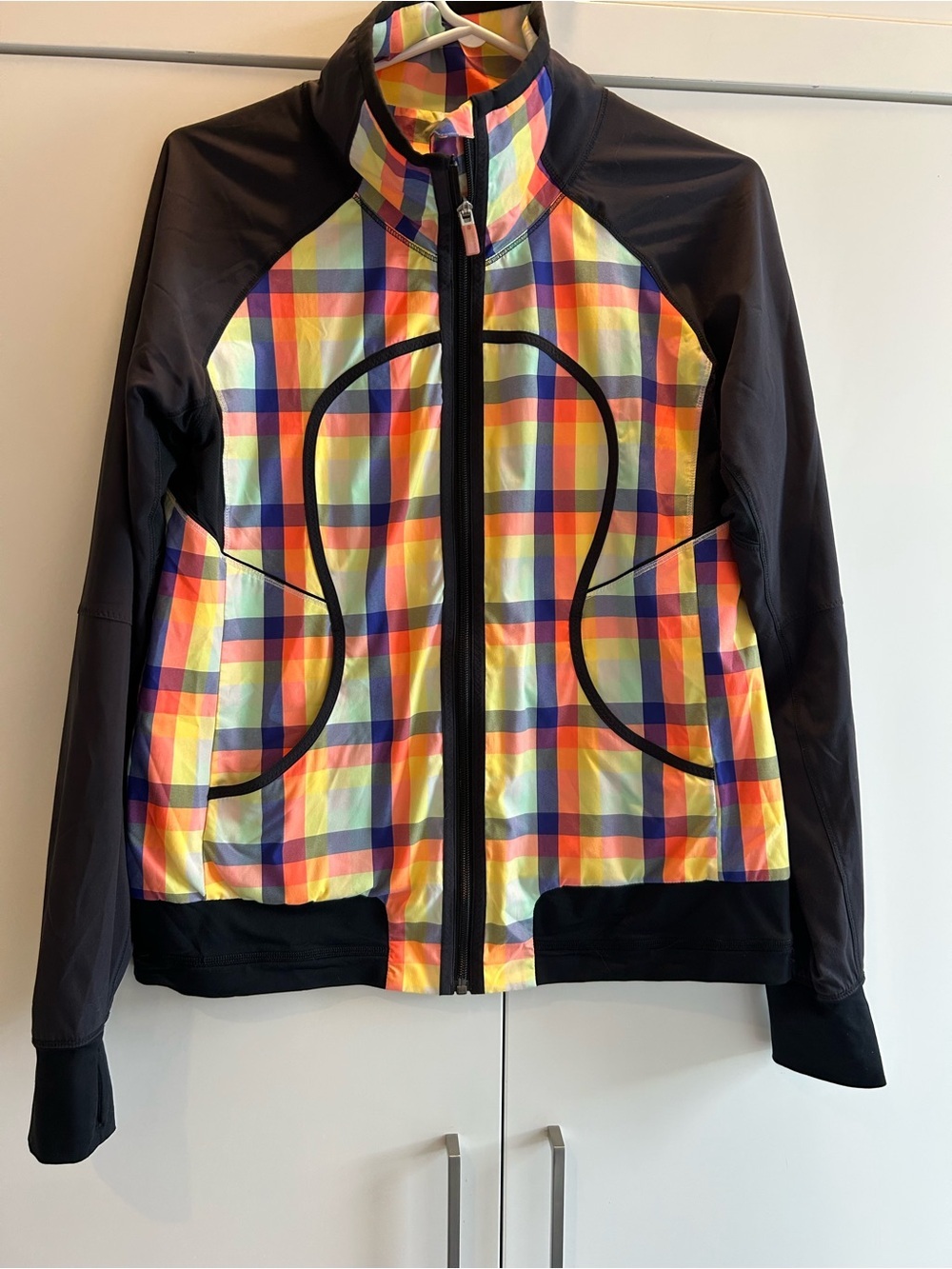 lululemon athletica rare Seawheeze Track Attack Jacket size 8